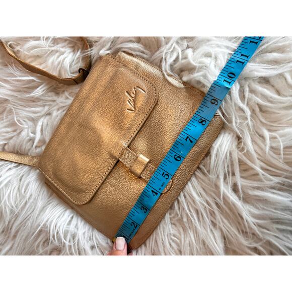 Velez Women's Gold‎ Metallic Leather Crossbody Bag Everyday Minimalist Timeless - Picture 10 of 10